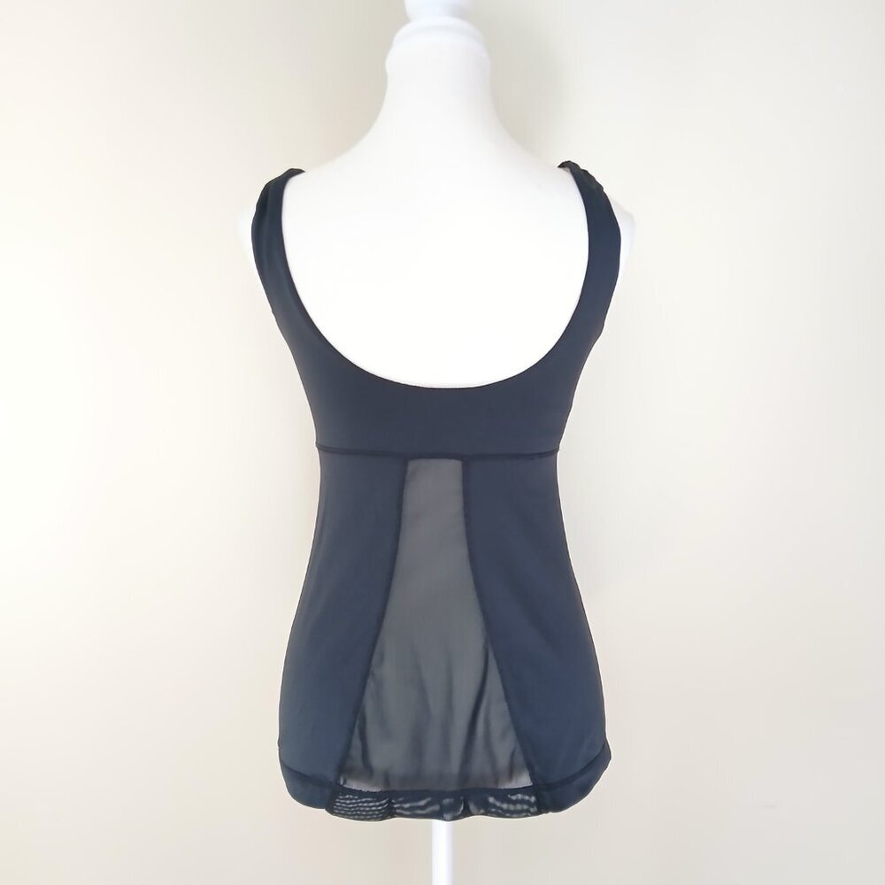 Lululemon Aria Tank II Black Size 4